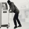Дружным грабителям хватило одной минуты, чтобы похитить банкомат с 9 миллионами