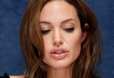Шарлиз Терон и Анджелина Джоли вошли в список «красиво стареющих звезд»