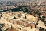 Два гражданина России повредили стену афинского Акрополя
