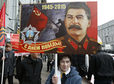 Портрет Сталина вызвал неоднозначную реакцию в городах экс-СССР