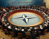 В Совфеде и Госдуме выступили с критикой решения НАТО по Черногории