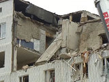 При взрыве газа в жилом доме Мурманска погиб человек