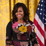Пользователи соцсетей посмеялись над модельером, 8 лет одевавшей Мишель Обаму (ФОТО)