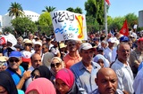 Мигранты бегут из неблагоприятного Туниса, несмотря на риск смерти