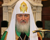 Патриарх Кирилл провел крестным ходом по Москве 10 тысяч человек