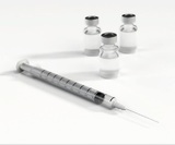 Девять стран ЕС приостановили применение вакцины AstraZeneca