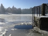 Кому лучше воздержаться от крещенских купаний: объясняет специалист