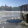 Кому лучше воздержаться от крещенских купаний: объясняет специалист