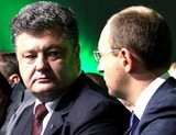 Партии Яценюка и Порошенко будут участвовать в выборах порознь