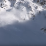 Сноубордист устроил гонки с лавиной