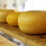 Медики рассказали, какой сыр противопоказан при гипертонии
