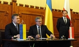 Против Януковича собирают подписи в международном масштабе
