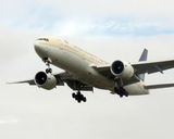 Самолет с останками пассажиров «Боинга» вылетел в Нидерланды