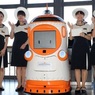 В японских торговых центрах работают роботы-гиды