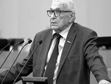 Baza: долго болевший и умерший вчера депутат Тарасенко в день своей кончины проголосовал 11 раз