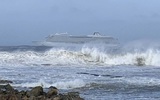 Круизный лайнер потерял ход у побережья Норвегии