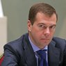 Дмитрий Медведев разрешил 14 компаниям нанимать работников из Турции