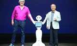 Партию японских человекоподобных роботов Pepper скупили за минуту