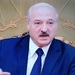 Лукашенко пообещал повысить пенсии, но уехавших белорусов распорядился обратно не пускать