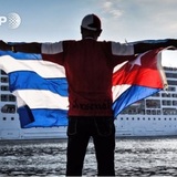 В кубинский порт прибыл первый за полвека круизный лайнер из США