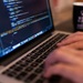 Росстат рассказал, зачем россияне используют интернет