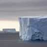 Застрявших во льдах Антарктиды эвакуируют (ВИДЕО)