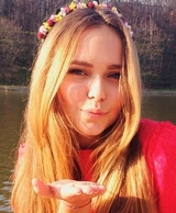 15-летняя Стефания Маликова опубликовала фотографию бойфренда