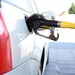 Российские нефтяники начали продавать бензин себе в убыток