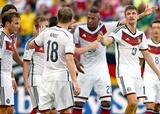 Платини: "Золотой мяч" должен получить кто-то из сборной Германии
