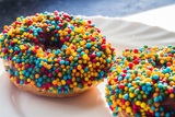Привитым от коронавируса популярная сеть быстрой еды в США пообещала сладкий пончик