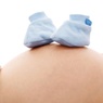 Ученые выяснили, почему дети «дерутся» в утробе матери