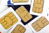 Операторы связи и ФСБ выступили против технологии встроенных сим-карт