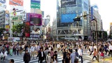 Японец намеренно въехал в толпу пешеходов в Токио