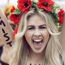 Активистки Femen обнажились у здания Рады