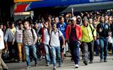 Еврокомиссар призвал изменить конституцию Германии из-за наплыва беженцев