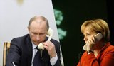 Путин рассказал Меркель, как доставляется гумпомощь на Украину