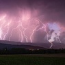 На Австралию за сутки обрушилось 300 000 молний