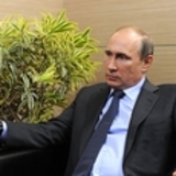 Владимир Путин поздравил Евгения Миронова с юбилеем