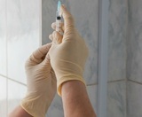 Вице-премьер обозначил сроки массовой вакцинации от коронавируса