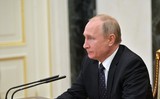 Путин подписал закон о праве Генпрокуратуры искать у чиновников счета за рубежом