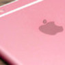 Модели новых iPhone в розовом цвете раскупили по предзаказу за несколько часов
