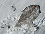 МЧС: под лавиной на горе Чегет в Приэльбрусье могут находиться ещё три человека
