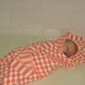 Случайные прохожие достали младенца из общественного туалета в Россоши