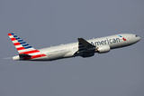 Пилот American Airlines умер во время полёта