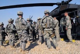 Пентагон перебросит тысячу военных из Сирии в Ирак