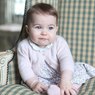 Герцог и герцогиня Кембриджские опубликовали фото принцессы Шарлотты (ФОТО)