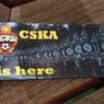 Жители Манчестера нашли нацистские стикеры с символикой ЦСКА (ФОТО)