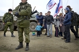 МИД РФ: в Крыму нет военных - Нарышкин: и не надо их там