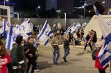 Премьер Израиля согласился приостановить вызвавшую протесты судебную реформу