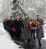 В Москве возложили цветы к могиле легендарного разведчика Исхака Ахмерова